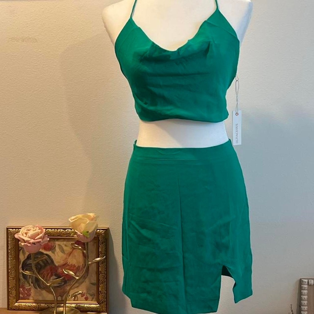 Chic Cute s Emerald Green two piece dress for resort travelling summer
